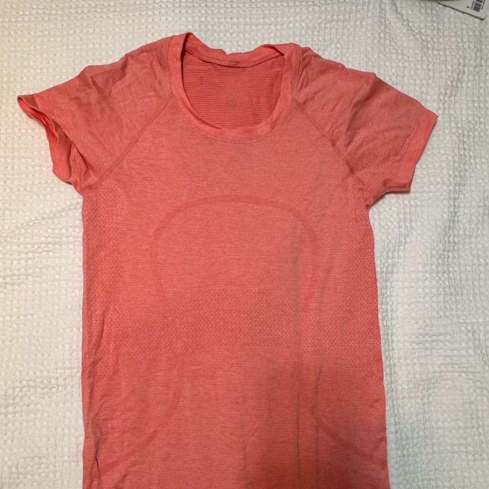Lululemon Short Serve Swiftly Tech Tee In Coral/P… - image 2